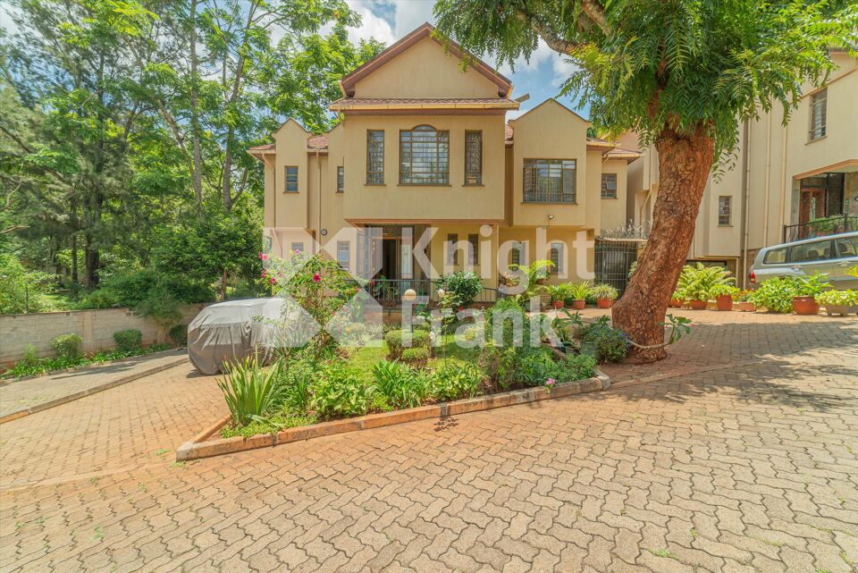 4-bedroom townhouse off Eldama Ravine Road