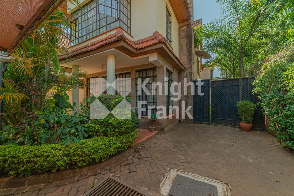 5-bedroom townhouse on Jacaranda Avenue, Lavington
