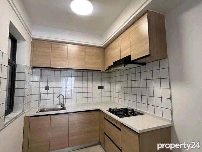 2-bedroom 8th-floor apartment in Ruaka with pool and gym