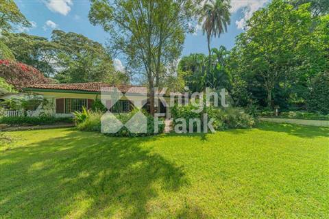 4–7-bedroom house for sale in Karen
